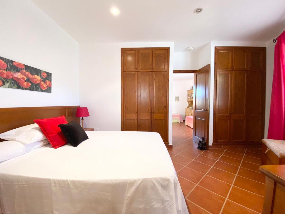 Villa Victoria Sa Caleta Kültér fotó